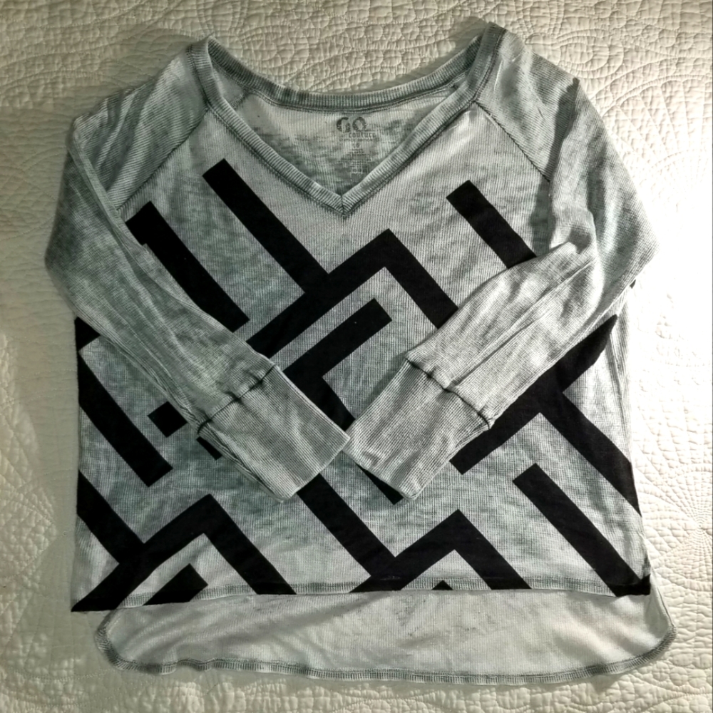 Go Couture mid sleeve top